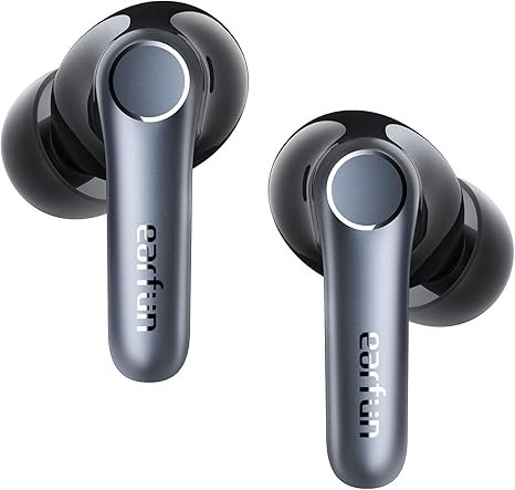 Noise-Canceling-Wireless Earbuds